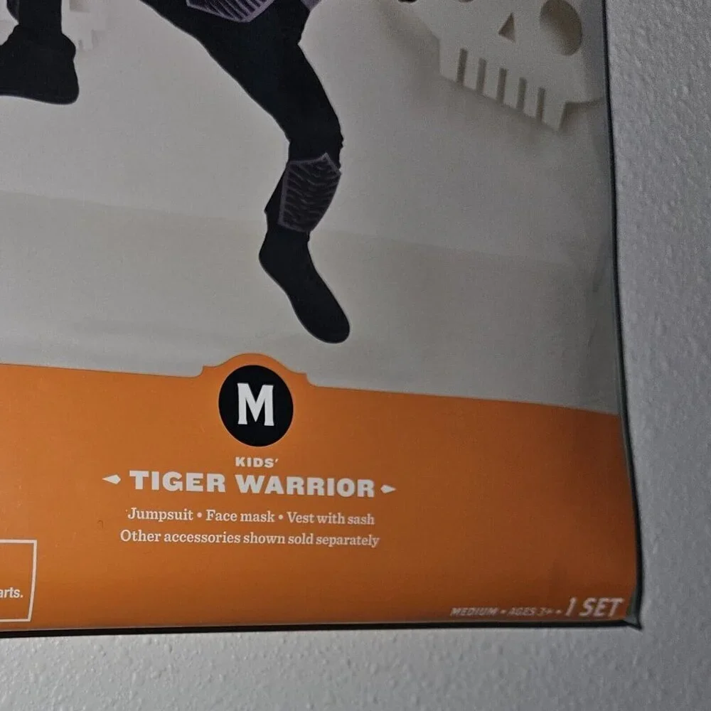 NEW Tiger Warrior Halloween Costume Boys Medium Black Gray Ninja Jumpsuit Mask
